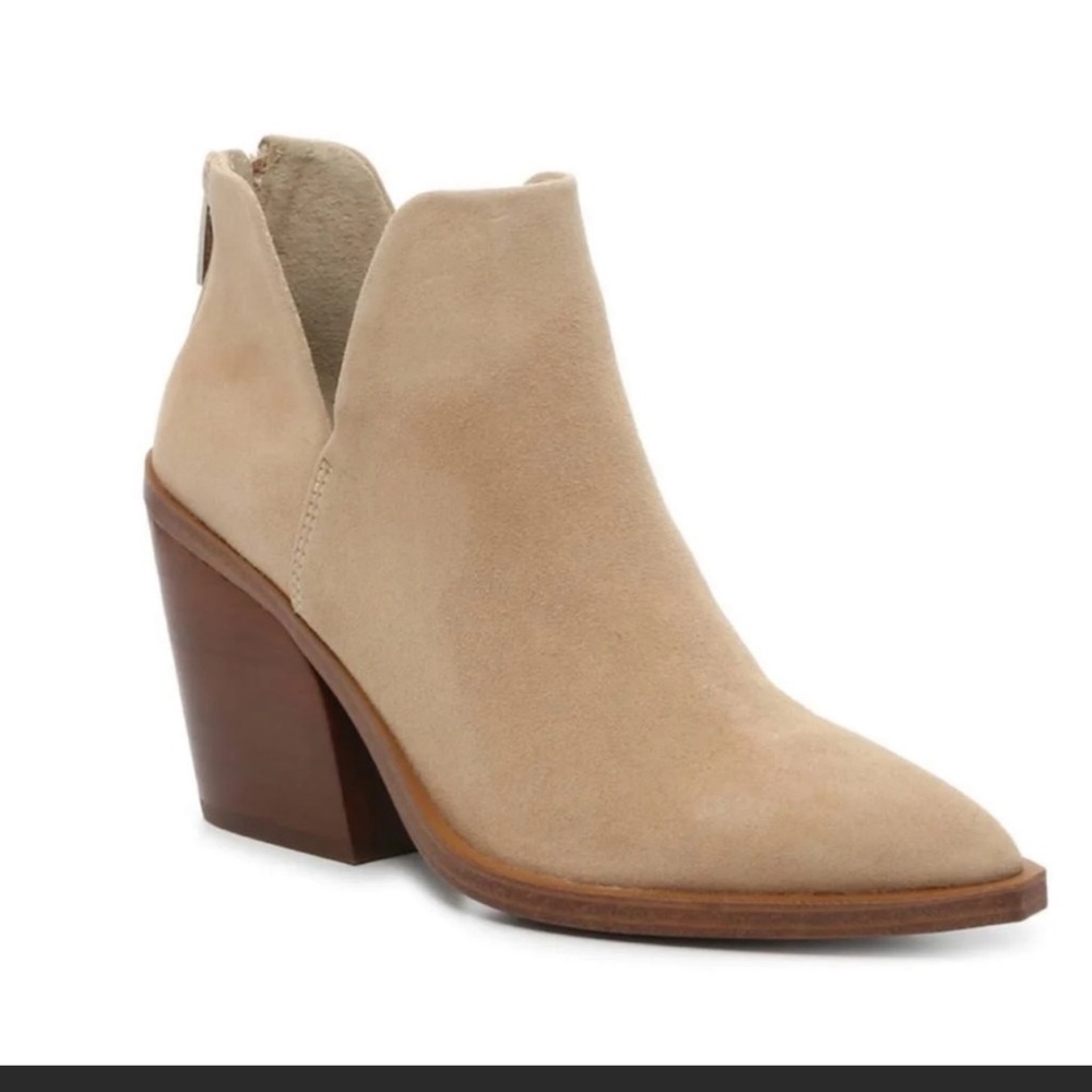 Vince Camuto back zip booties